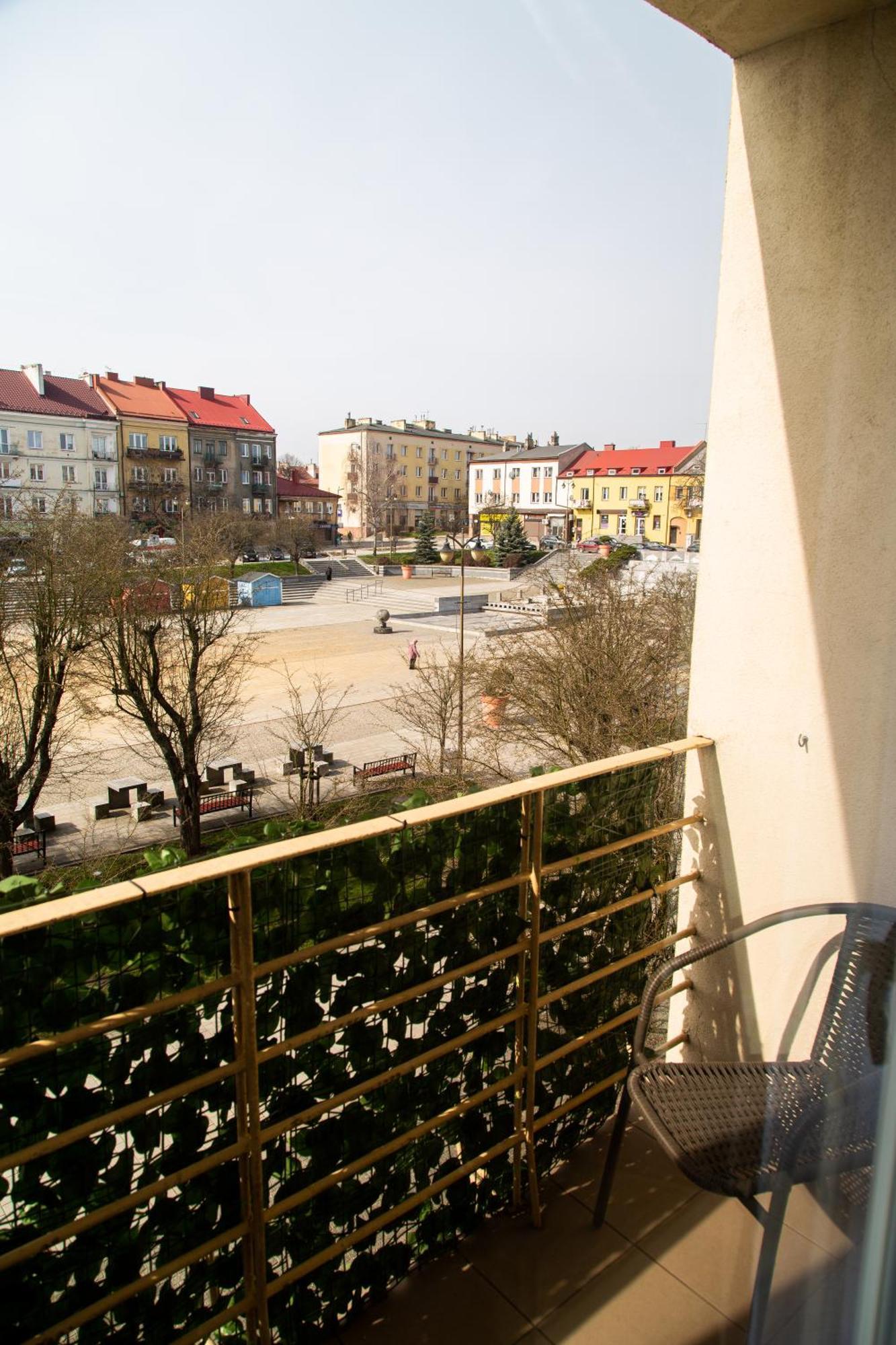 Apartament Rynek 10 Ostrowiec Świętokrzyski Exterior foto